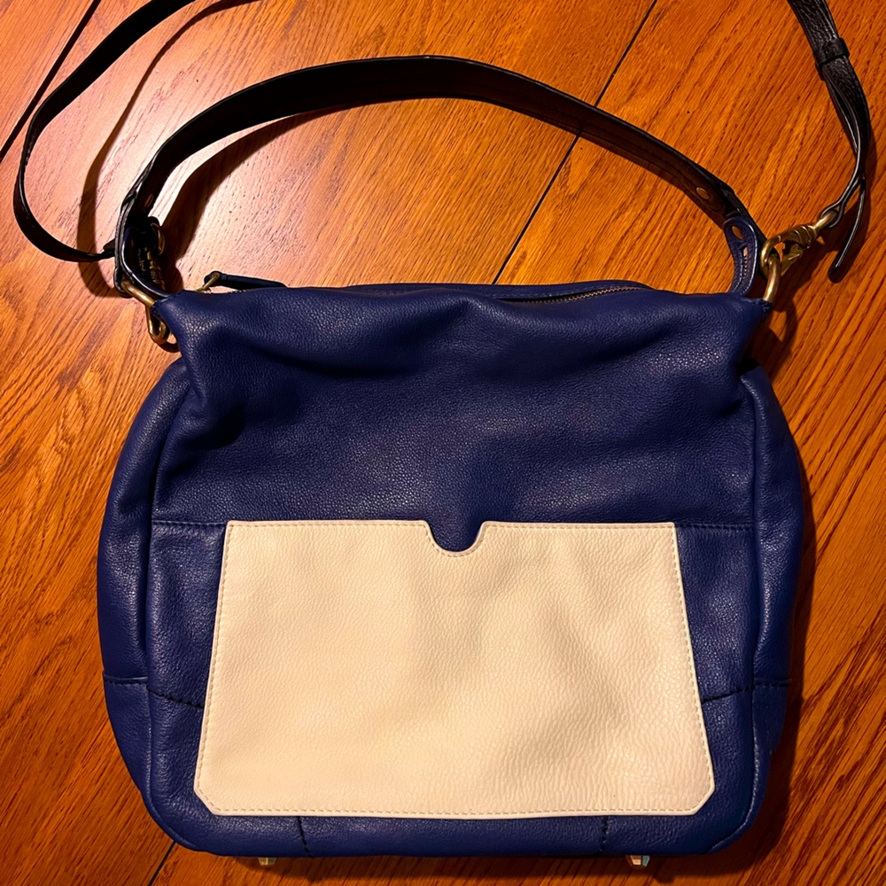 orYANY Bag / NWOT / PEBBLE LEATHER BEAUTIFUL LARGE HOBO BLUE AND WHITE